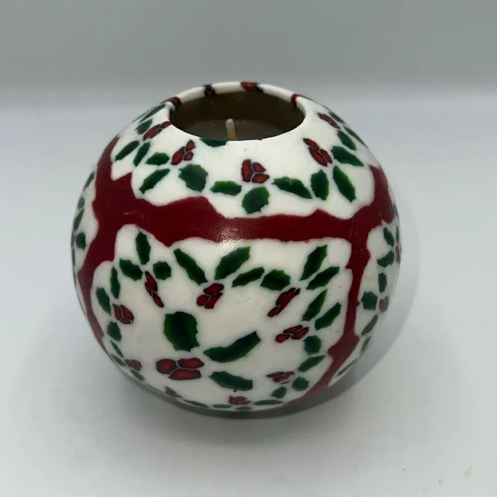 VINTAGE 1990’s MAGIC GLOW CANDLE Holly Berry Holiday Theme-NEW!